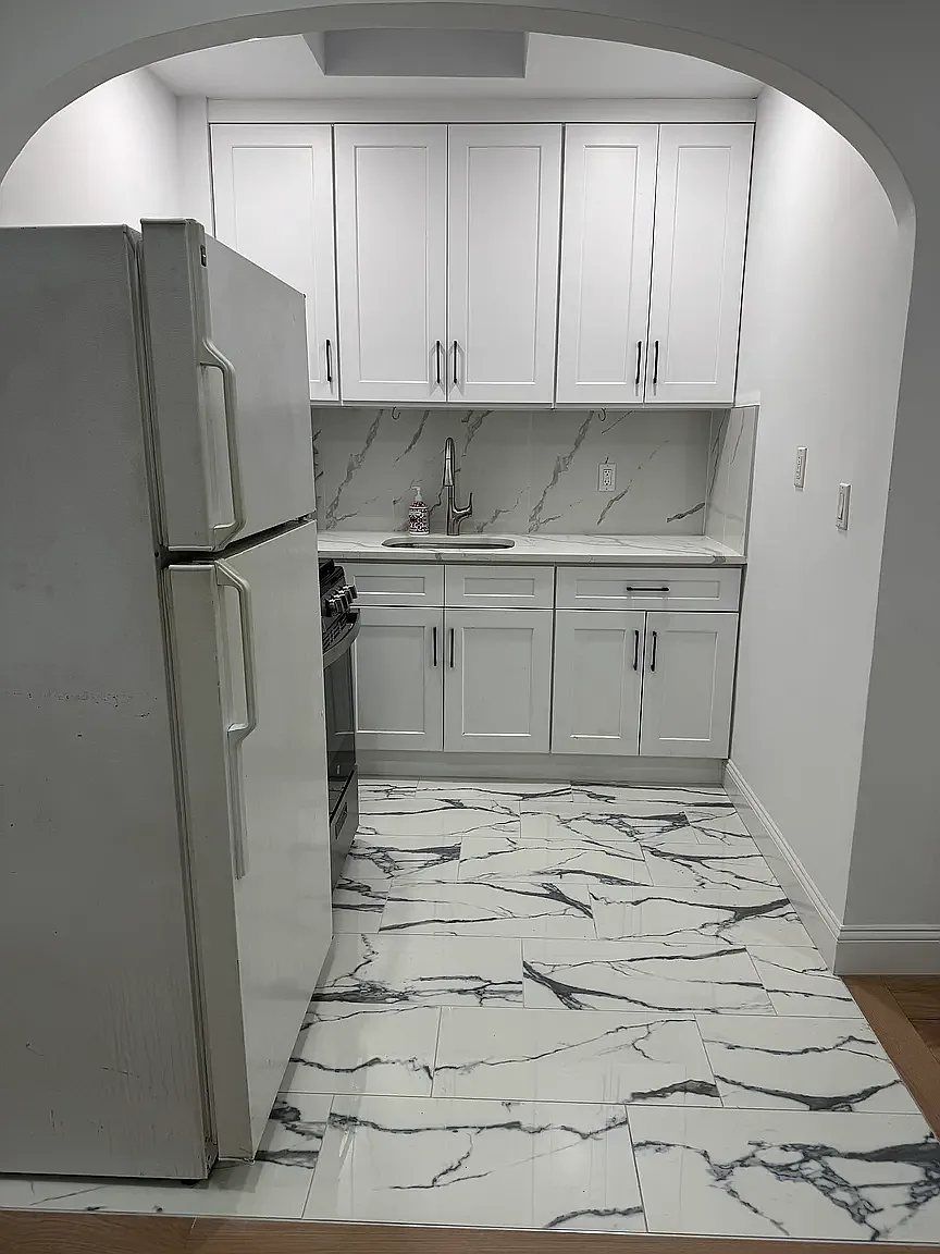 125 Ainslie Street — Photo 3