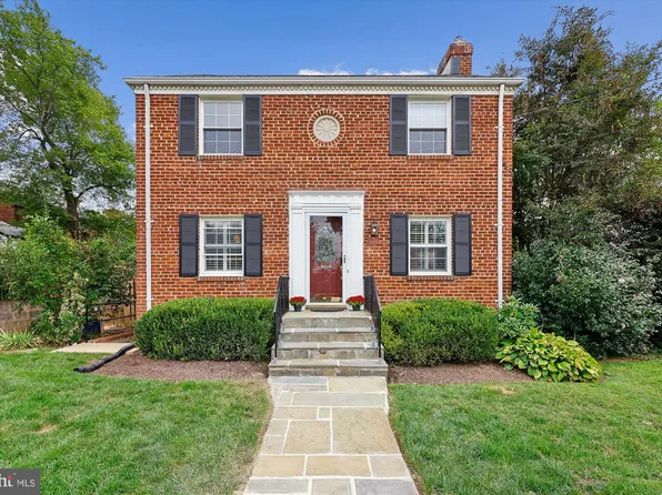 10003 Reddick Dr, Silver Spring, MD 20901