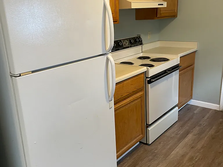 992 Round House Ln #A — Photo 5