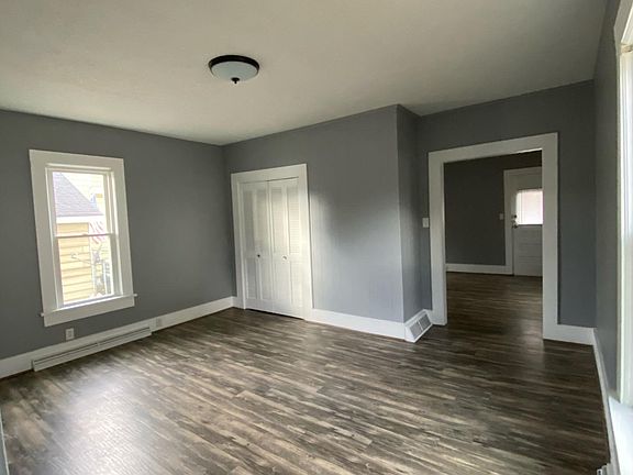 4th image of 144 Park Ave NW