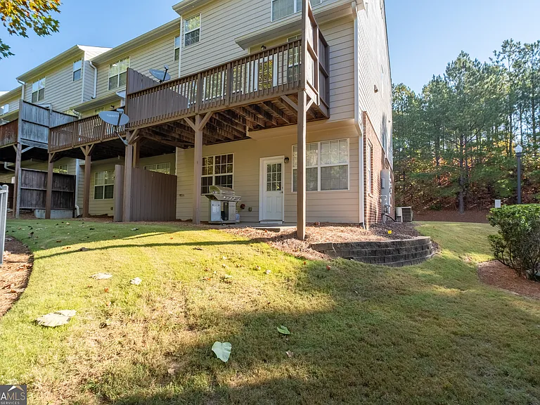4674 Creekside Villas Way SE — Photo 32