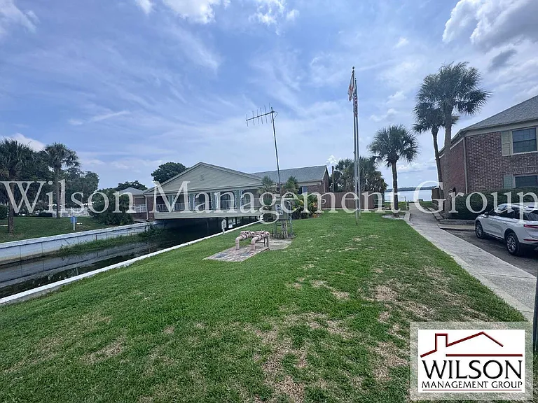 525 Georgetown Dr — Photo 22