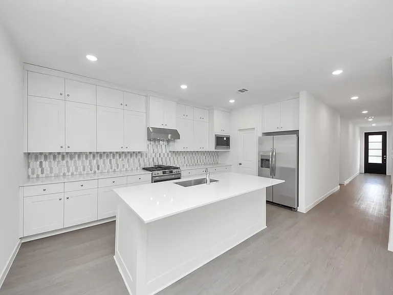 31502 San Floro Dr — Photo 3