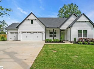 209 Craig St, Fountain Inn, SC 29644