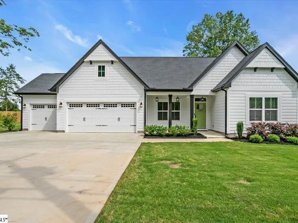 209 Craig St, Fountain Inn, SC 29644