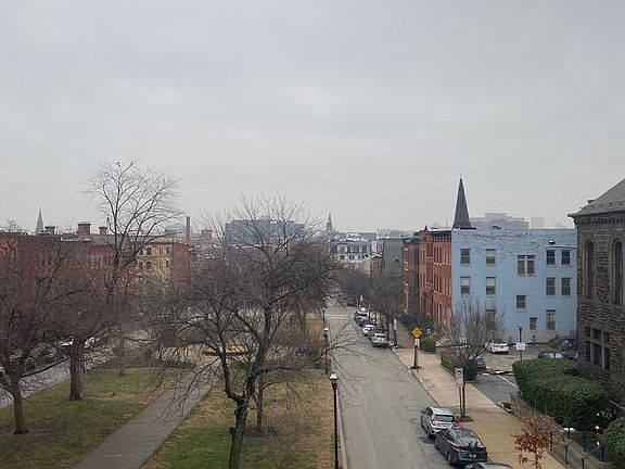 2nd image of 206 Laurens St APT 6