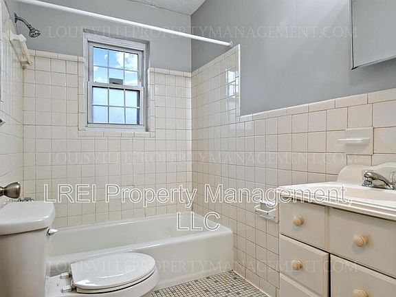 5th image of 1725 Bonnyville Blvd APT 3