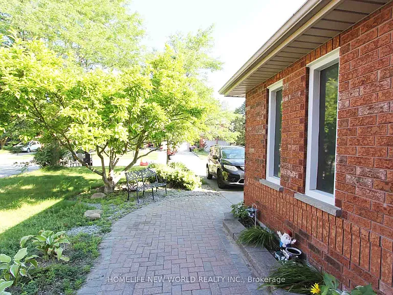 834 Surin Ct — Photo 3