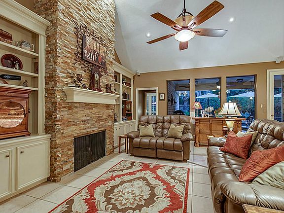 5th image of 3111 Plaza Pines Dr