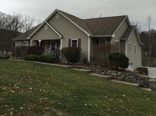 6 Country Holw, Highland Mills, NY