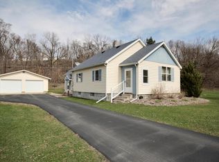 N5704 County Rd, Onalaska, WI 54650