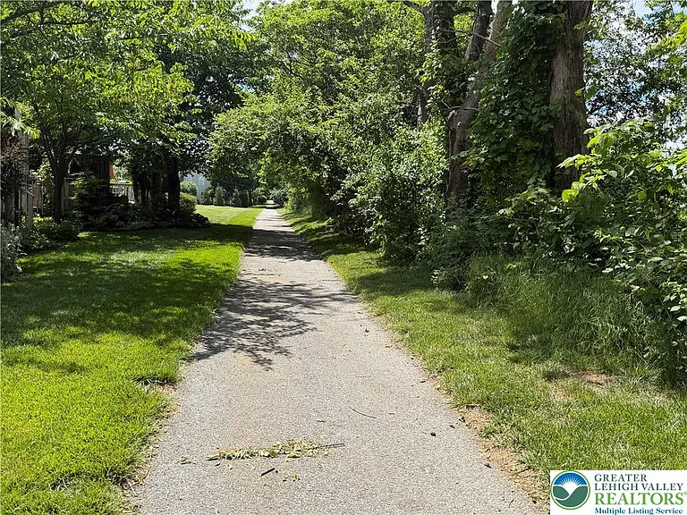 4157 Walter Rd — Photo 6