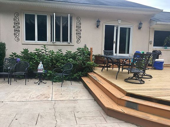 Built in surround sound 