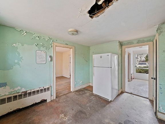 4th image of 24 Butler Rd