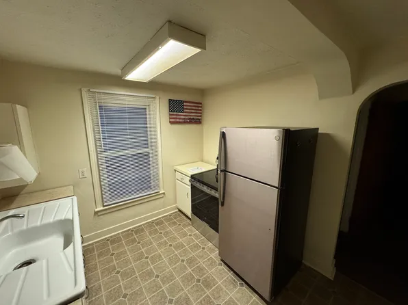 206 E Maple St #200A, Palmyra, PA 17078