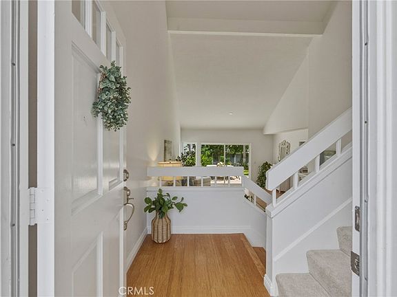 5th image of 48 Willowood