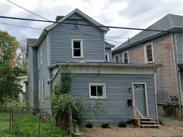 408 N 5th St, Martins Ferry, OH 43935