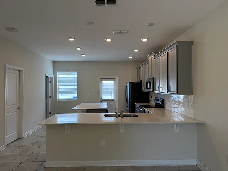 10048 Memoir Ave — Photo 8