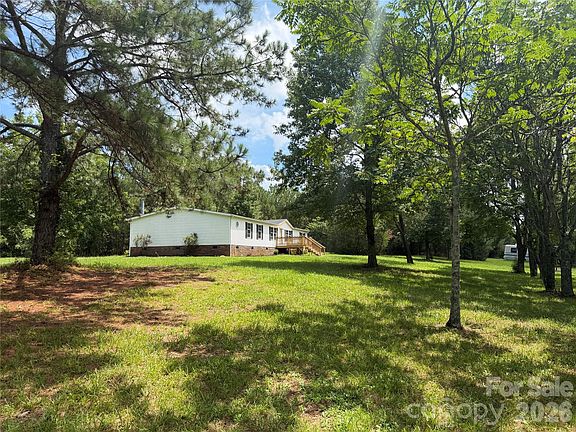 3rd image of 2521 Gaffney Rd
