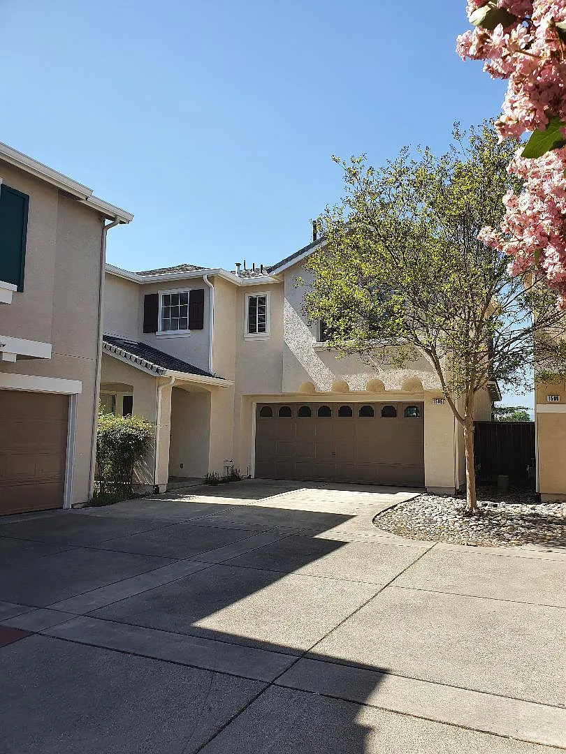 Building Photo - 1505 Hermocilla Way #SINGLE HOME