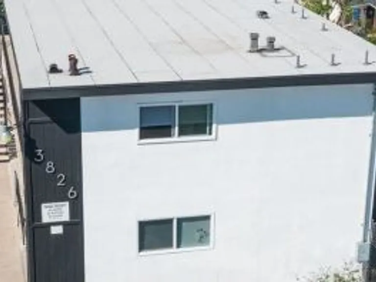 3826 Winona Ave, Contemporary upgrades and off-street parking — Photo 9