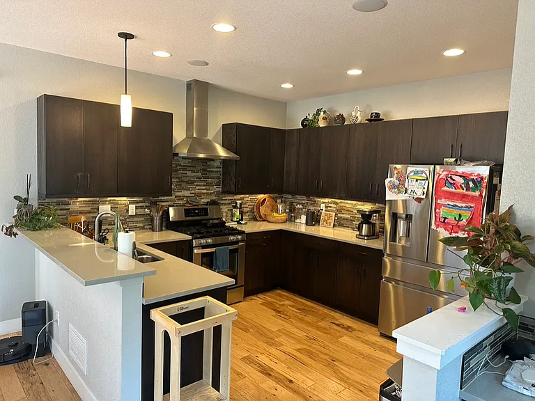356 Pascal St — Photo 6