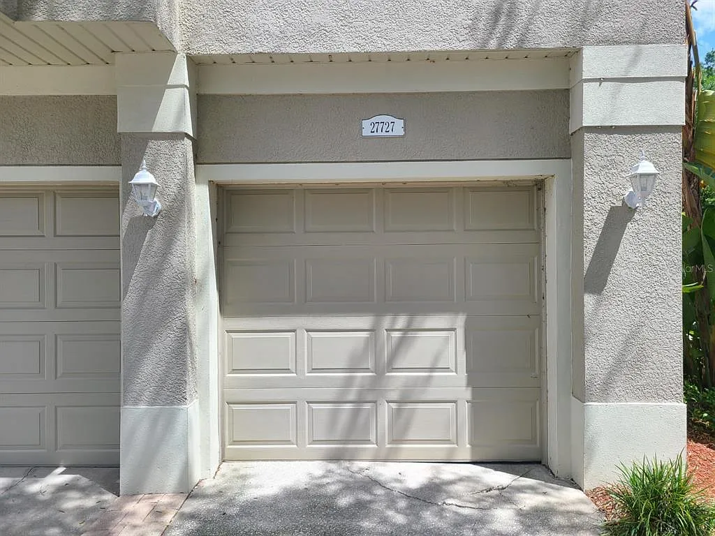 2 bed, 2.0 bath, 1176 sqft, $1,750 — Photo 4