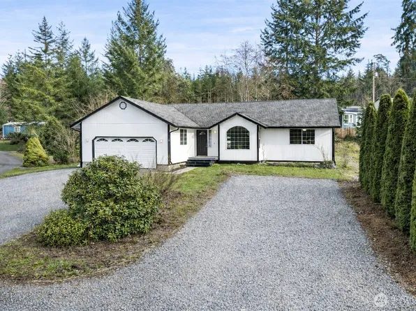 1180 E Trails End Drive, Belfair, WA 98528