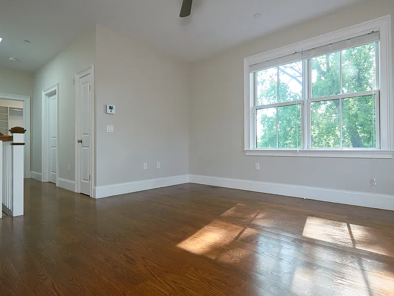 181 Putnam Ave — Photo 18