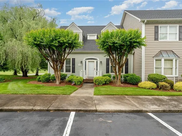 3727 Cardinal Downs Dr, Greensboro, NC 27410