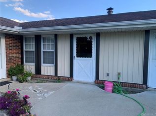 8770 Washington Colony Dr, Dayton, OH 45458