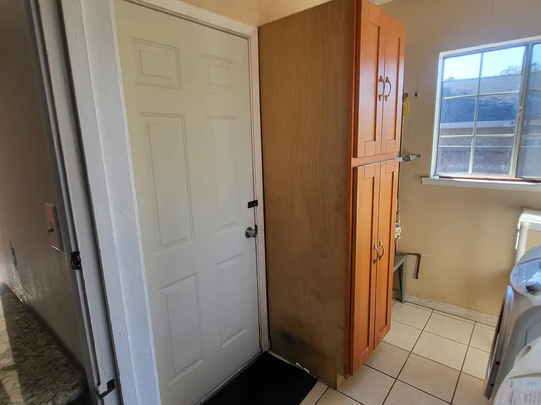 1280 Michigan Ave — Photo 6