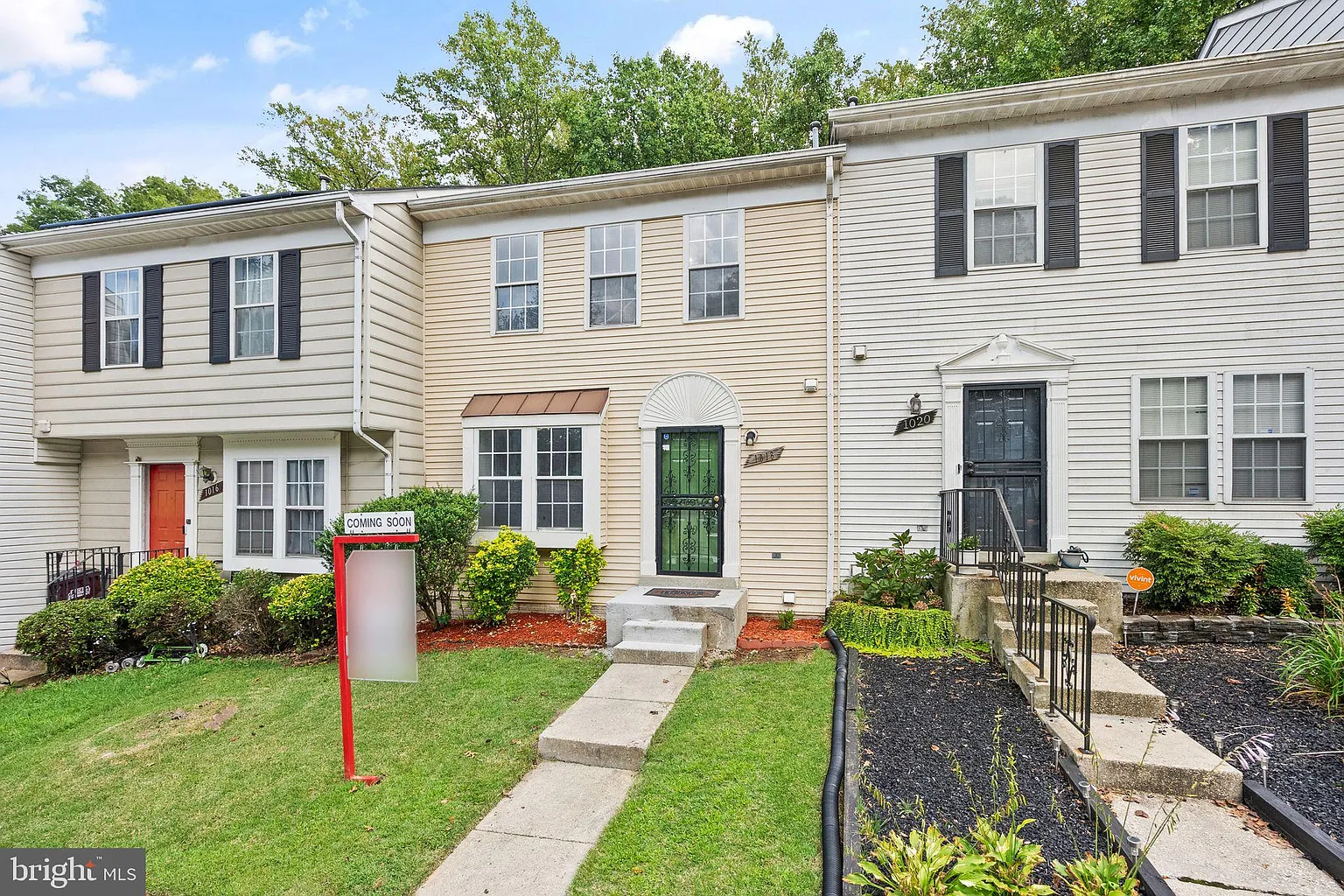 1018 Mornington Pl photo 1