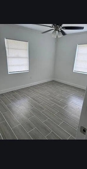 815 Dundas Ct #B — Photo 2
