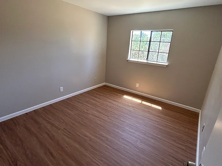 604 Madera Ave — Photo 7