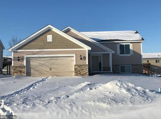 128 Cottonwood St, Lonsdale, MN 55046