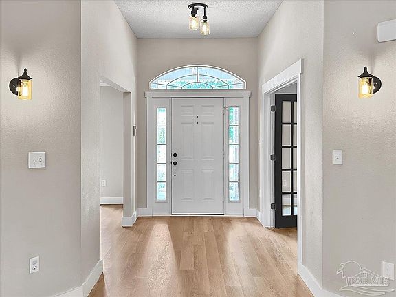 5th image of 2655 Hidden Creek Dr