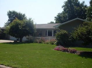 519 Madison St, Pella, IA 50219