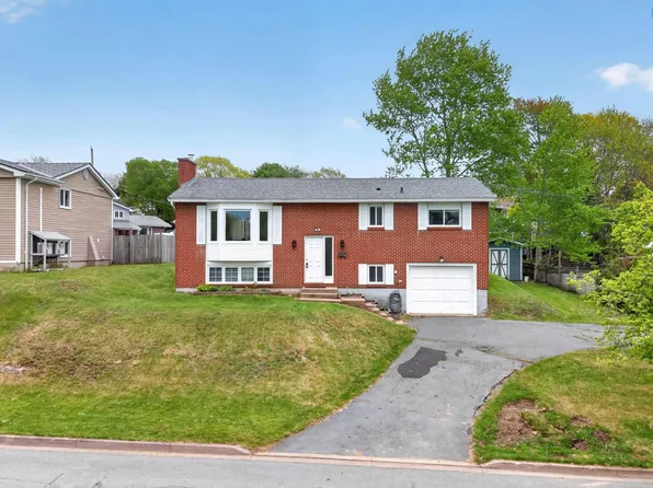 49 Gourok Ave, Halifax, NS B2X 2X5