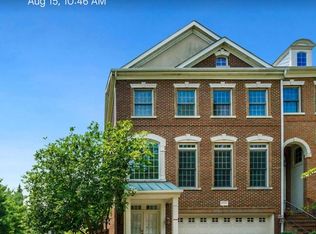 10351 Fitzpatrick Ln, Oakton, VA 22124