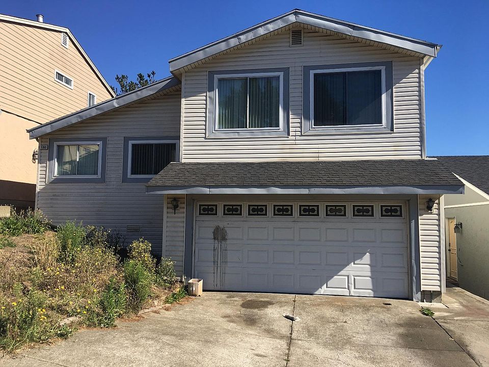 1st image of 130 Penhurst Ct