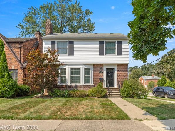 351 Fort Dearborn St