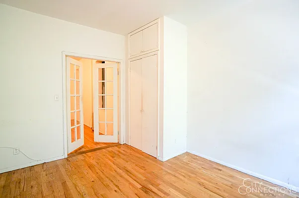 Rented by City Connections Realty | media 22