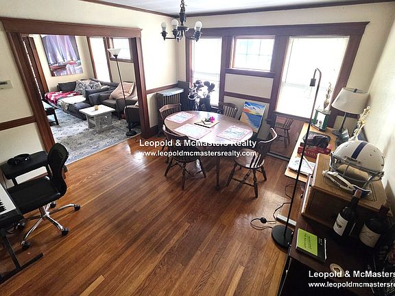 5th image of 18 Lyne Rd