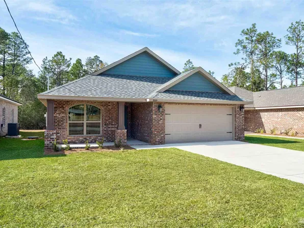 3009 N 29th Ave, Milton, FL 32583