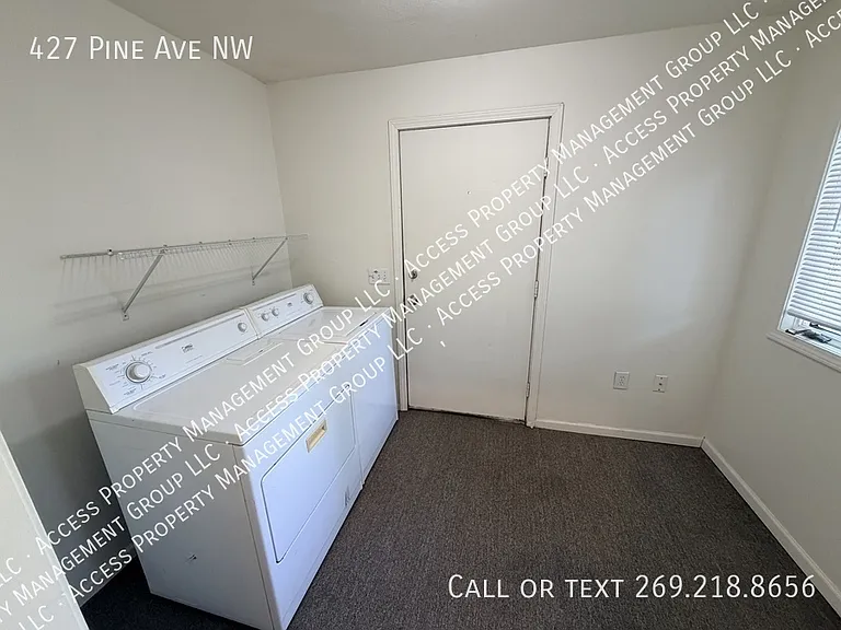 427 Pine Ave NW — Photo 27