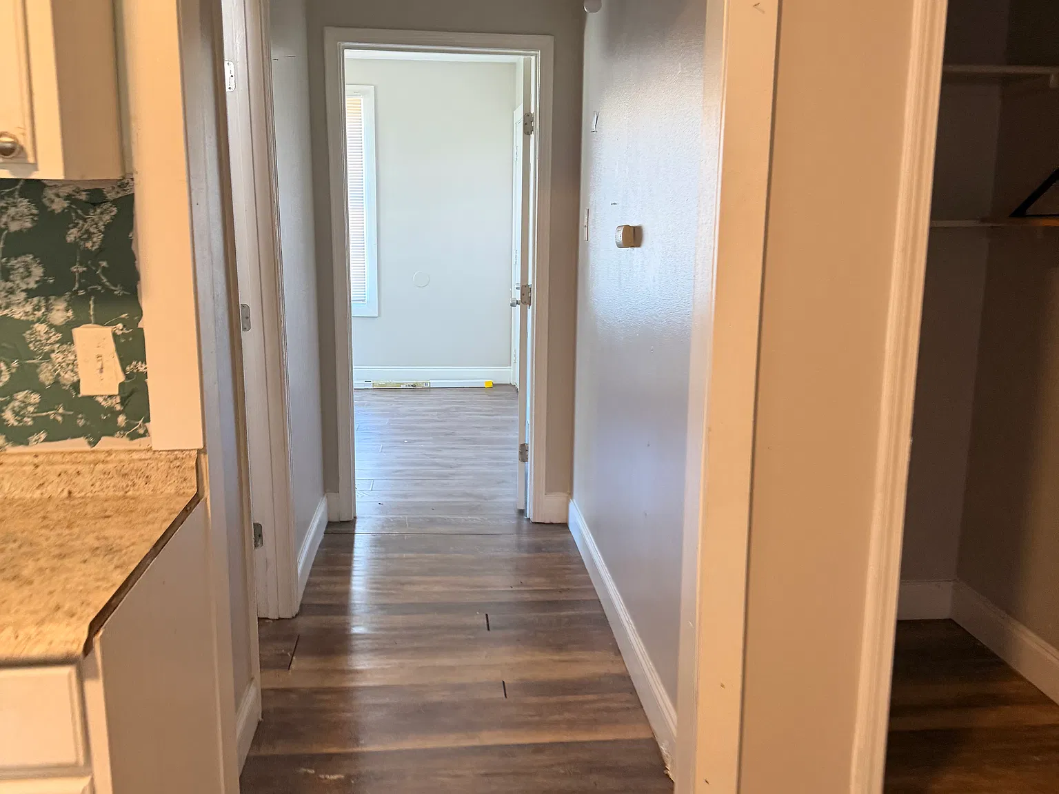 1 bed, 1000 sqft, $780 — Photo 3