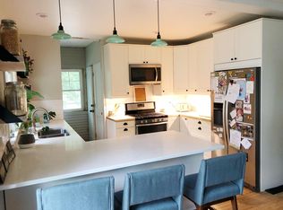 922 Burnett Ave, Ames, IA 50010