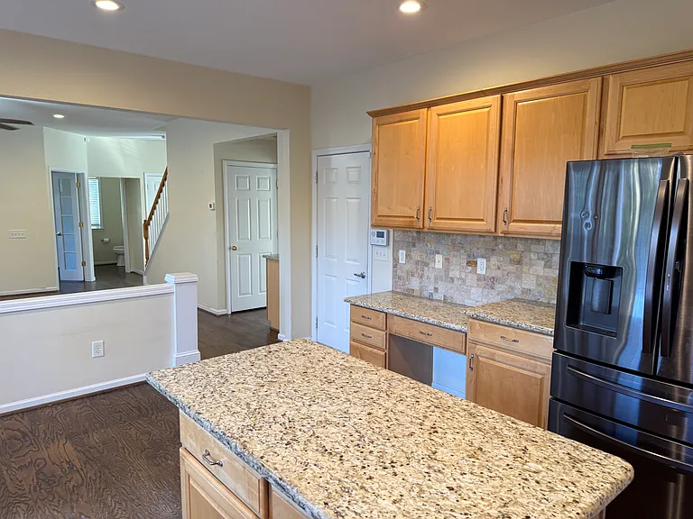 9530 Oswald Ln — Photo 18