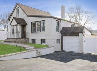 47 E 6th St, Huntington Station, NY 11746